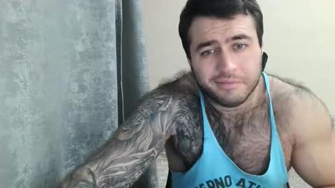 Snapshot of aaron_royal chatting on 12.03.25 Davin tayl online show from 12.03.25