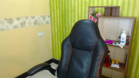 im NiallDun online show from 01.11.25