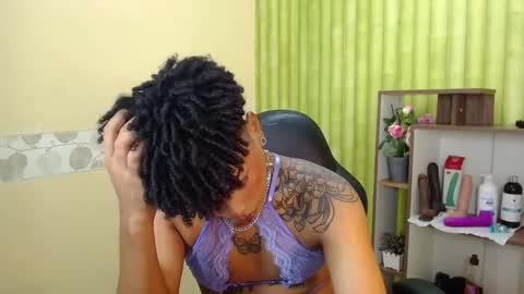 im NiallDun online show from 03.11.25