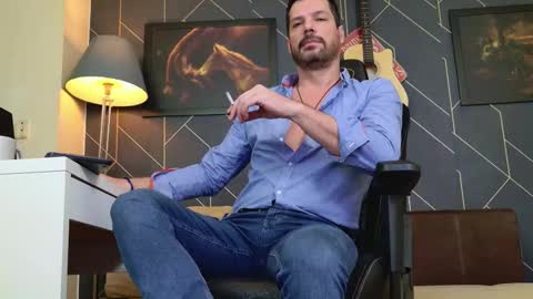 Aaron online show from 12.23.25