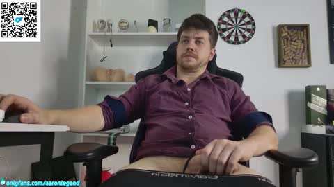 Snapshot of aaronlegend chatting on 03.04.26 Aaron online show from 03.04.26