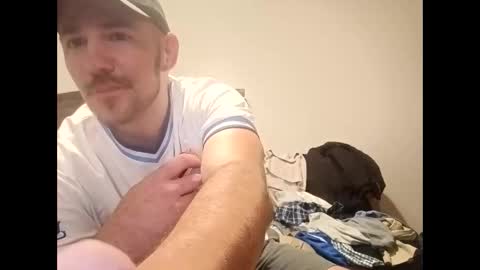 Snapshot of aaronshere888888 chatting on 04.25.26 aaronshere888888 online show from 04.25.26