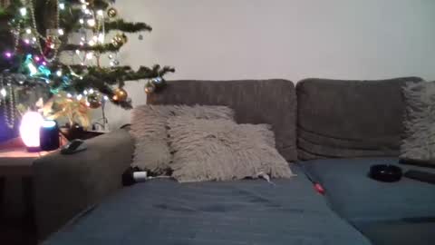 Snapshot of abbel_stone chatting on 12.31.24 abbel_stone online show from 12.31.24