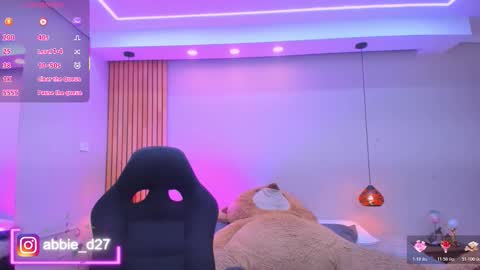 Abbie Edmond  online show from 12.23.25