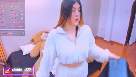 Abbie Edmond  online show from 01.07.26