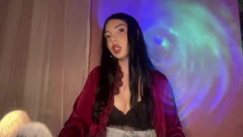Mia  online show from 07.11.26
