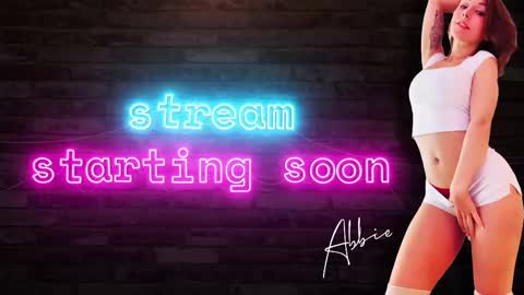 Snapshot of abbienextdoor chatting on 11.26.25 Abbie online show from 11.26.25