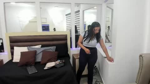 Abbie  online show from 05.12.26
