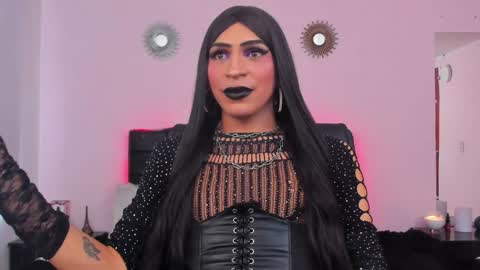 Abbigail Fuster  online show from 02.07.25