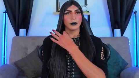 Abbigail Fuster  online show from 06.04.26
