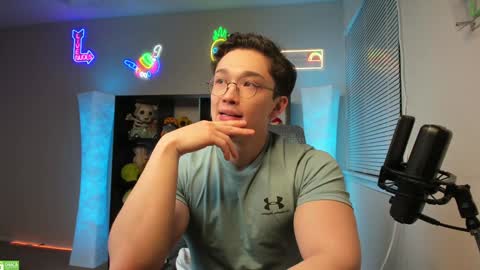 Snapshot of abbuddy920236 chatting on 12.12.24 buddy online show from 12.12.24