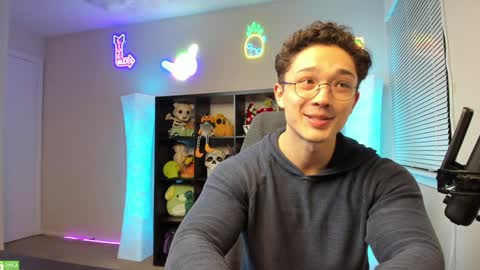 Snapshot of abbuddy920236 chatting on 12.17.24 buddy online show from 12.17.24