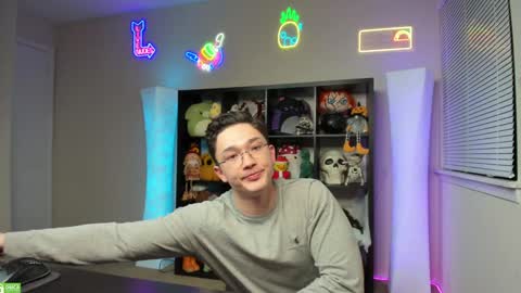 Snapshot of abbuddy920236 chatting on 01.15.25 buddy online show from 01.15.25