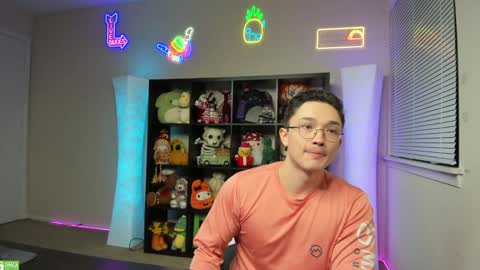 Snapshot of abbuddy920236 chatting on 01.16.25 buddy online show from 01.16.25