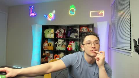 Snapshot of abbuddy920236 chatting on 01.21.25 buddy online show from 01.21.25