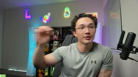 Snapshot of abbuddy920236 chatting on 10.28.25 buddy online show from 10.28.25