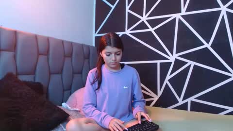 Abby y Crhiss  online show from 12.18.24