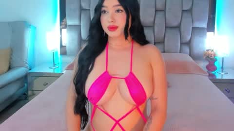 Snapshot of abby_blue01 chatting on 03.05.25 abby_blue01 online show from 03.05.25