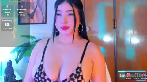 Snapshot of abby_blue01 chatting on 09.12.25 abby_blue01 online show from 09.12.25