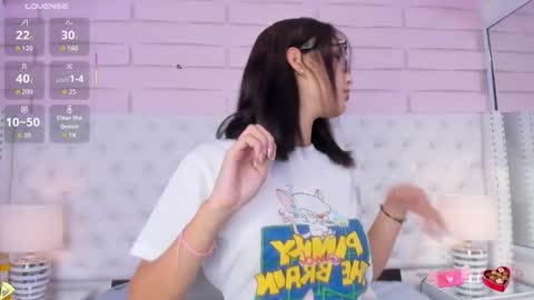 Snapshot of abby_joule chatting on 10.22.25 Abby online show from 10.22.25