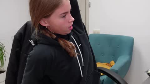 ABBY LAKER online show from 01.06.25