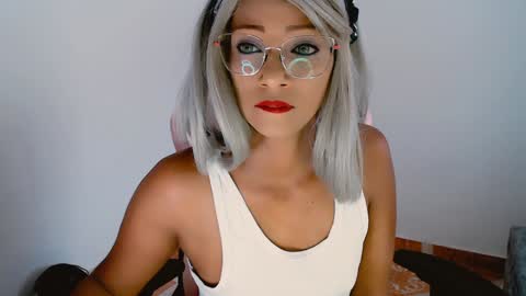 May  Imstagram  online show from 02.01.25