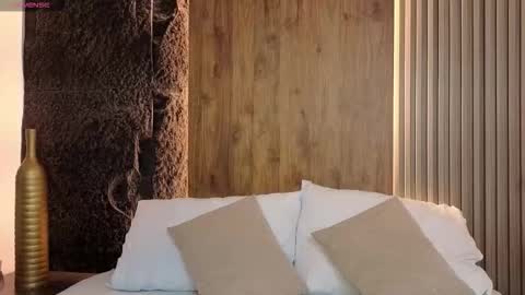 Abbygail online show from 11.29.25