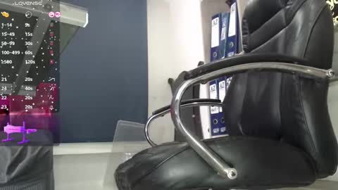 Vannesa online show from 02.17.25