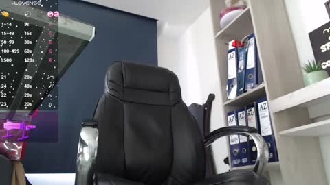 Vannesa online show from 03.05.25