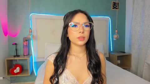 Abby Dixon  online show from 02.21.25