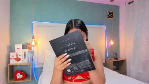 Abby Dixon  online show from 09.19.25