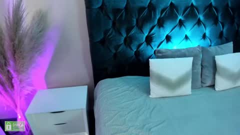 INSTAGRAM abby hall82 online show from 02.27.25