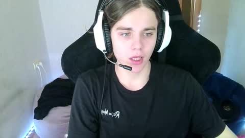 abbysal_blade online show from 10.16.25