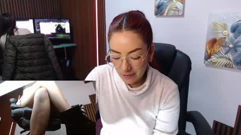 Abby Stones online show from 03.11.25