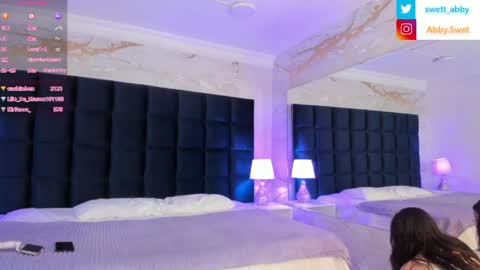 Abigail online show from 03.29.26