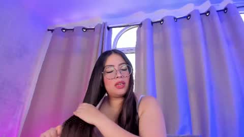 Snapshot of abbyy_snow_ chatting on 07.05.26 Abyy Snow online show from 07.05.26