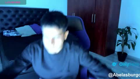 Independence model AbelAsburgo online show from 11.14.25