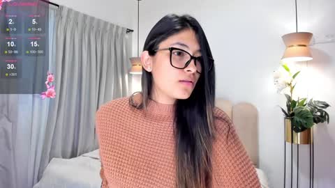 Snapshot of abella_ruiz chatting on 02.03.25 Abella Ruiz online show from 02.03.25