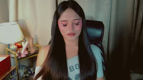 Snapshot of abetterchristine chatting on 06.21.26 Abetterchristine online show from 06.21.26
