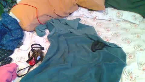 Snapshot of abhi_cam chatting on 12.27.24 Naked Gentleman online show from 12.27.24