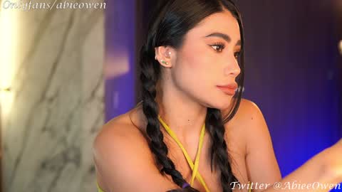 abie_owen online show from 01.12.25