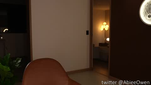 abie_owen online show from 05.15.26