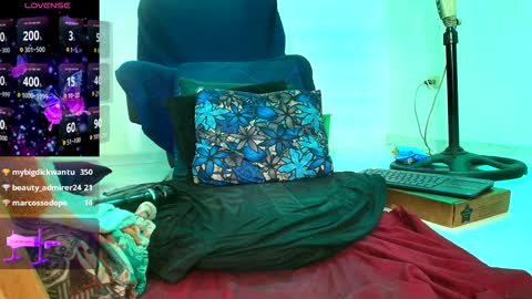 Abigail online show from 02.05.25