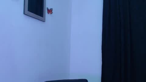 abigail_jhonss online show from 11.20.25