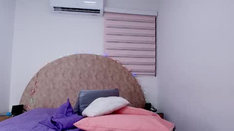 Abigail online show from 12.04.25