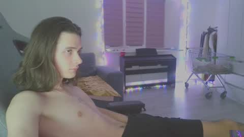 hi  cum in pvt noi extra tip online show from 02.08.25