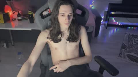 hi  cum in pvt noi extra tip online show from 02.23.26