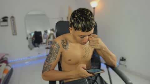 Snapshot of abony_sex69 chatting on 12.18.25 abony_sex69 online show from 12.18.25