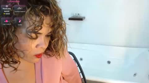 Abril Beltran online show from 02.04.26