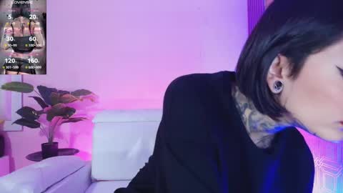 ABRILFACCINI online show from 01.03.25